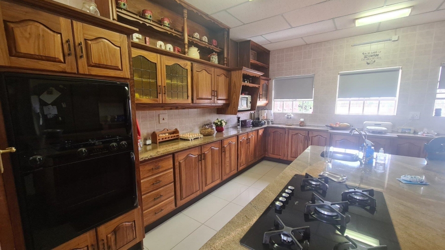 5 Bedroom Property for Sale in Wilgeboom A H North West